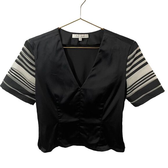 Alexis Black / White Sheer Sleeve Top Size MED - Picture 1 of 10
